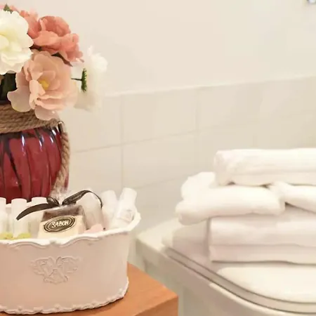 Romantic Metro Flaminio Rome