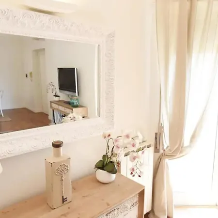 Romantic Metro Flaminio