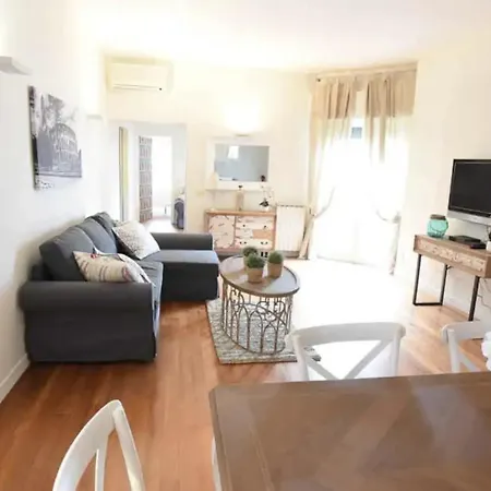 Romantic Metro Flaminio Holiday home Rome
