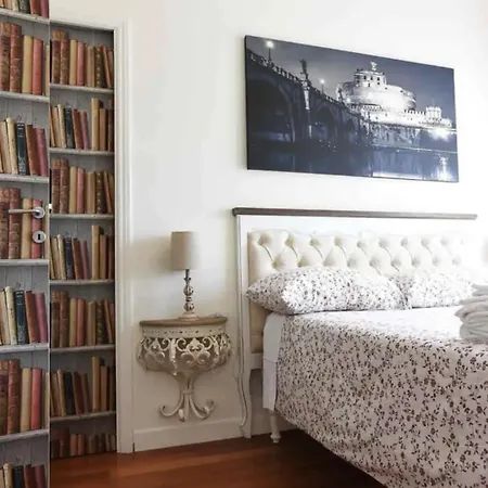 Romantic Metro Flaminio